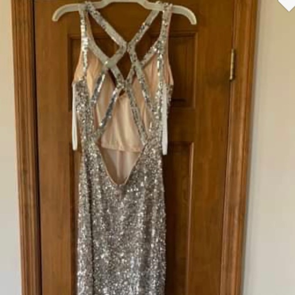 Primavera rose gold sequined prom gown - Picture 2 of 8